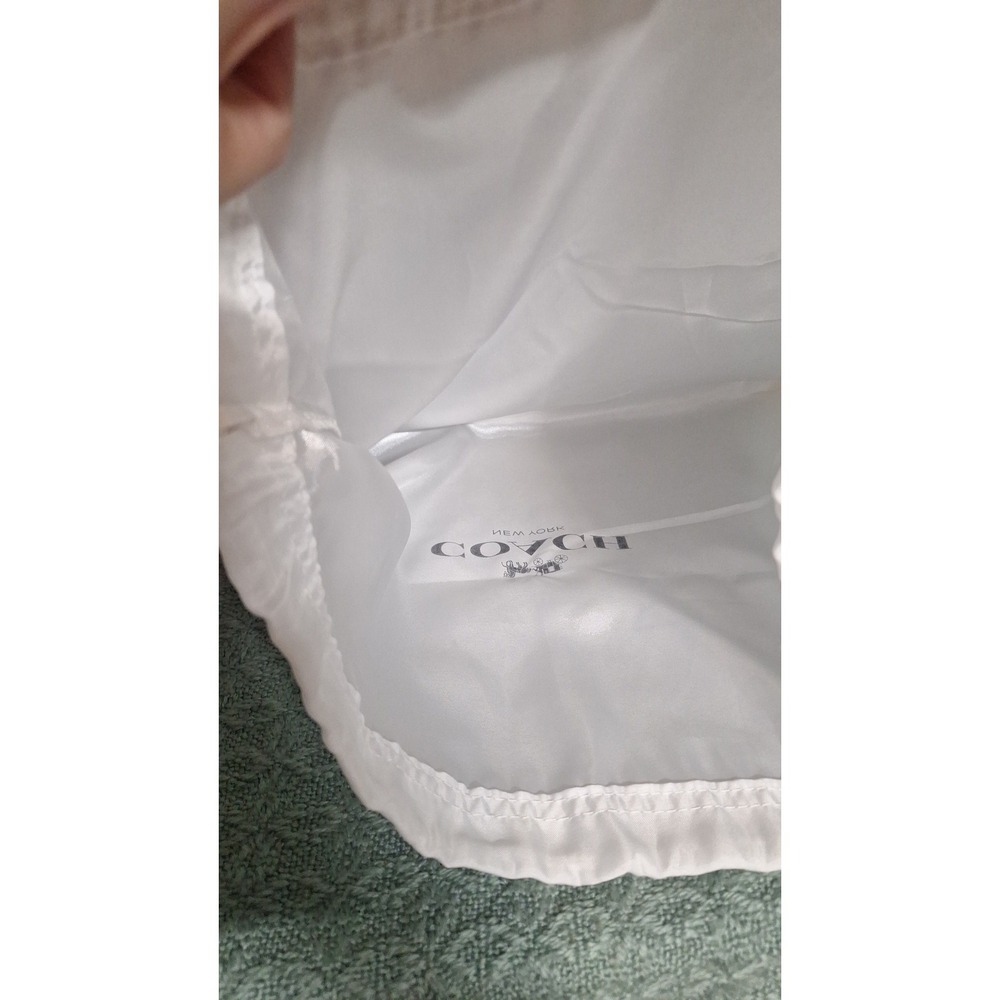 Coach Cassie Crossbody 19 bag - Picture 8 of 8